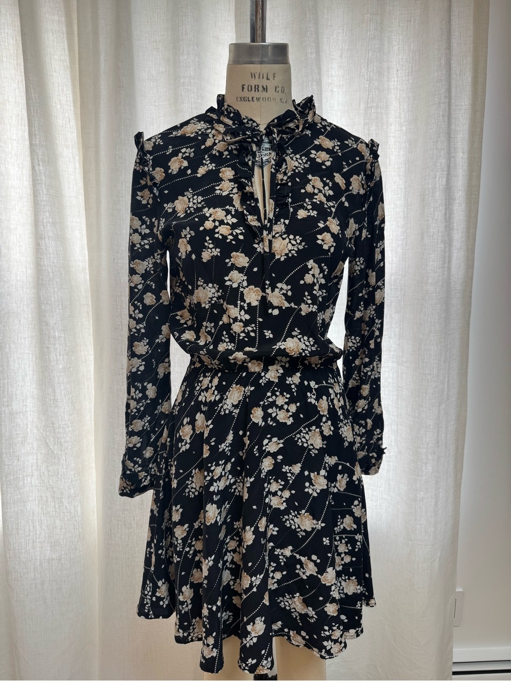 The Kooples Black Floral Long-Sleeve Tie-Neck Dress with Cream Flowers
Silk-XS-S